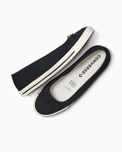 Chuck Taylor All Star Dainty Ballerina Black/Egret/Black, Angled View