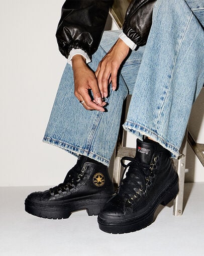 Chuck Taylor All Star Lugged Heel Platform Waterproof Leather Black/Black/Gold, On Foot Shot 2