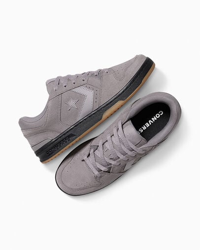 CL98 Suede Dahlia Dust/Black/Gum, Angled View