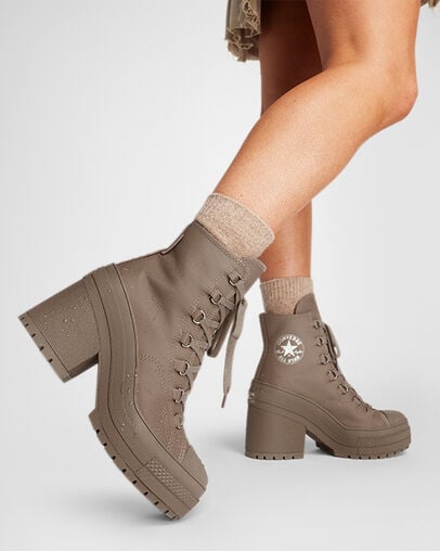 Chuck 70 De Luxe Heel Platform Leather Classic Taupe/Classic Taupe, Reflective View