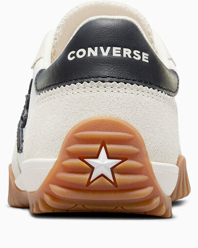 Run Star Trainer Egret/Black/Honey, Detail Angle View
