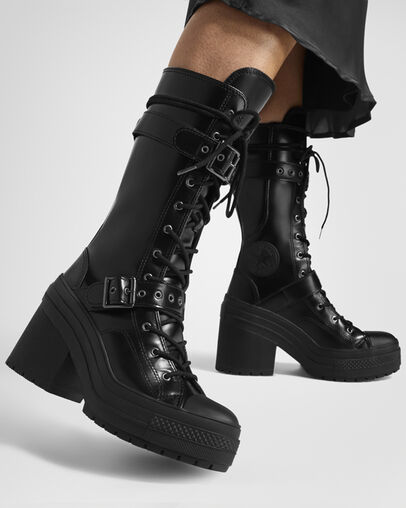 Chuck 70 De Luxe XXHi Leather Negro/Negro/Negro, On Foot Shot 2