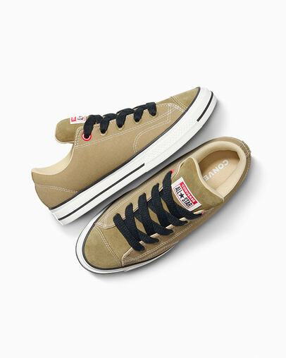 Chuck Taylor Puff Swamp Green/Last Straw/White, Angled View