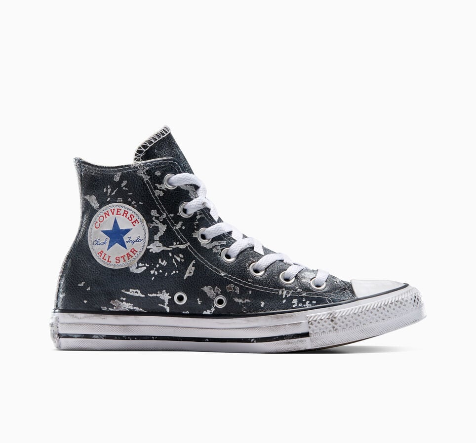 Chuck Taylor All Star Well-Worn Leather - A08776C