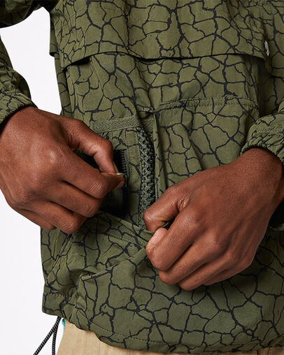 Anorak Court Ready Oversized All-Over Print Caqui cargo agrietado