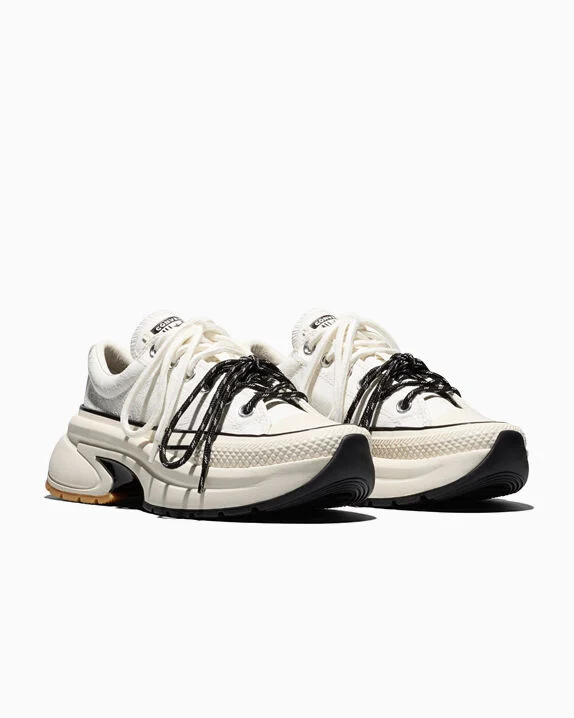 Run Star Crush Distressed Patent Vintage White/Egret/Black