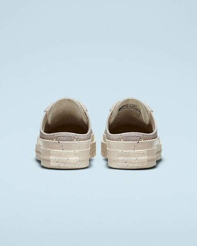 Chuck 70 Mule Desert Sand/Desert Sand, Heel View