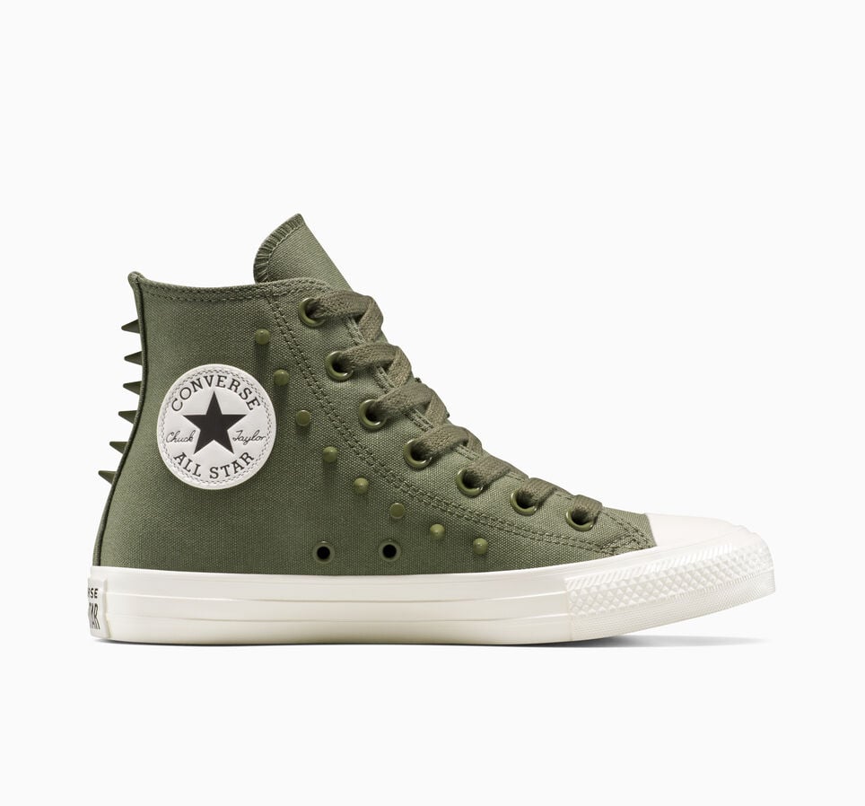 Chuck Taylor All Star Spikes Utility/Vintage White/Black