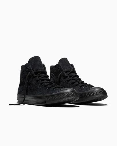 Chuck 70 GORE-TEX Hairy Suede Black/Black/Black, Top and Side View