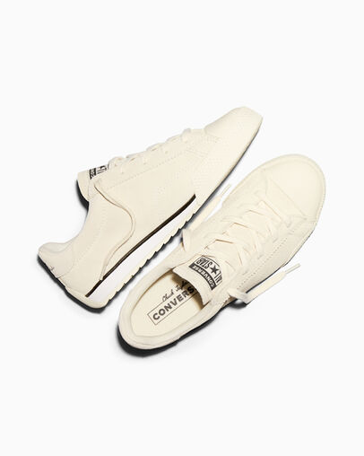 Chuck Taylor Lo Egret/Black/Egret, Angled View