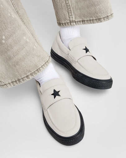 Chuck Taylor All Star Loafer Light Dune/Light Dune/Black, Reflective View