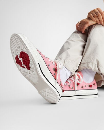 Chuck 70 Valentine's Day Calambre medusa claro/Rojo/Garza, Reflective View