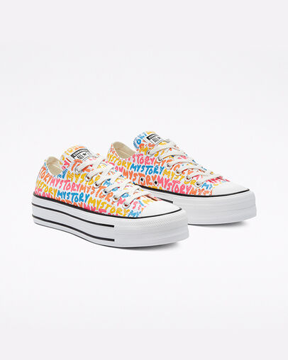 Chuck Taylor All Star Lift Platform My Story Egret/Amarillo/Bold Mandarin, Angled View