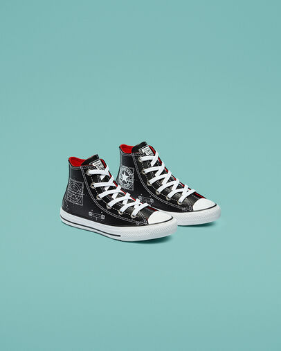 Future Utility Chuck Taylor All Star Nero/University Red/Bianco, Angled View