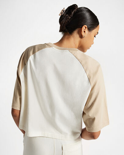 Retro Cropped T-Shirt Converse Egret, Full Body View