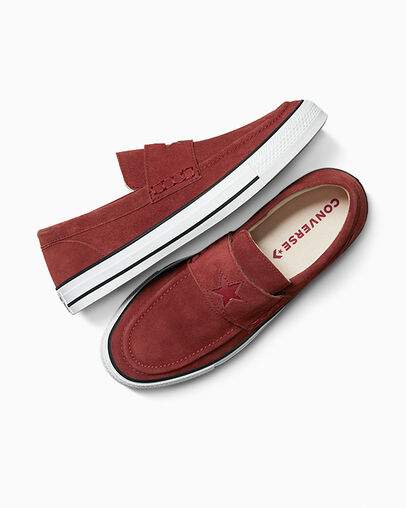 Chuck Taylor All Star Loafer Rottin Apple/Rottin Apple, Angled View