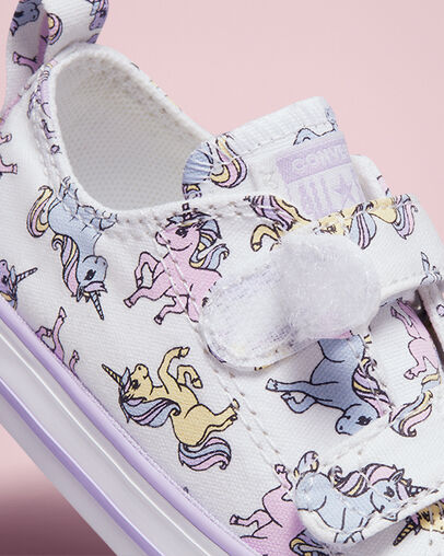 Chuck Taylor All Star Easy-On Unicorns White/Moonstone Violet, Detail Angle View