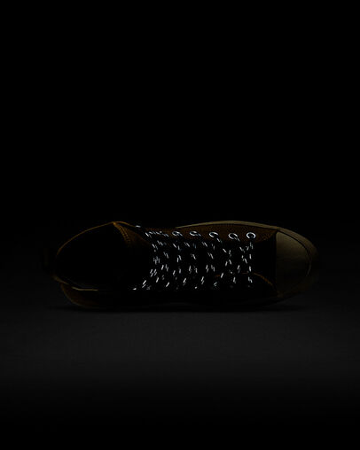 Chuck 70 Explore Waterproof Wheat/Black/String, Reflective View