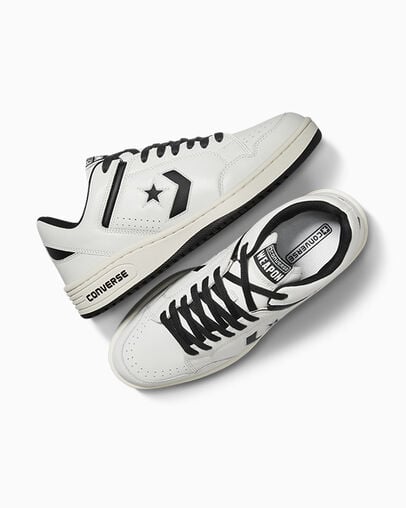 Converse Weapon Leather Blanco vintage/Negro, Angled View