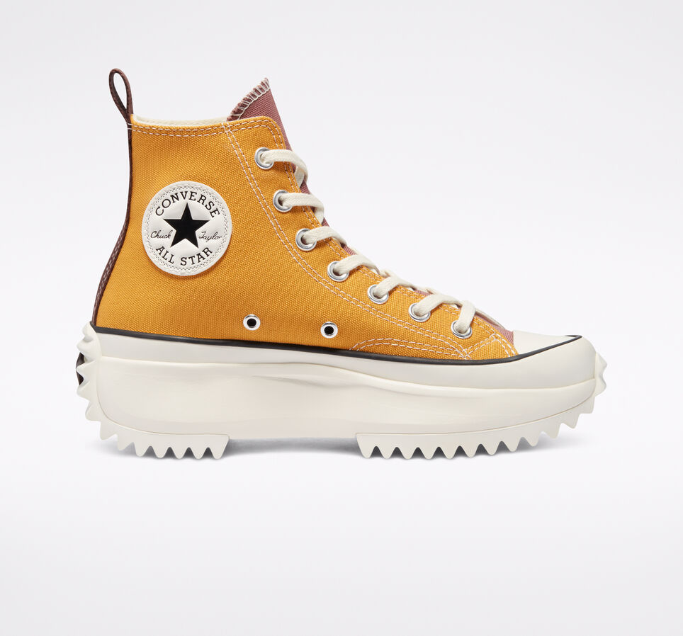 Tri-Panel Run Star Hike Oro girasol/Pergamino