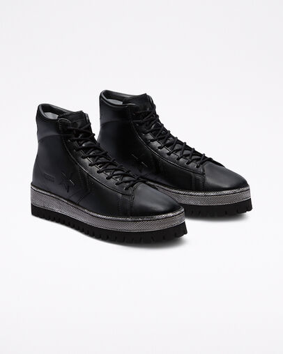 Pro Leather Trek All Black Trek, Angled View