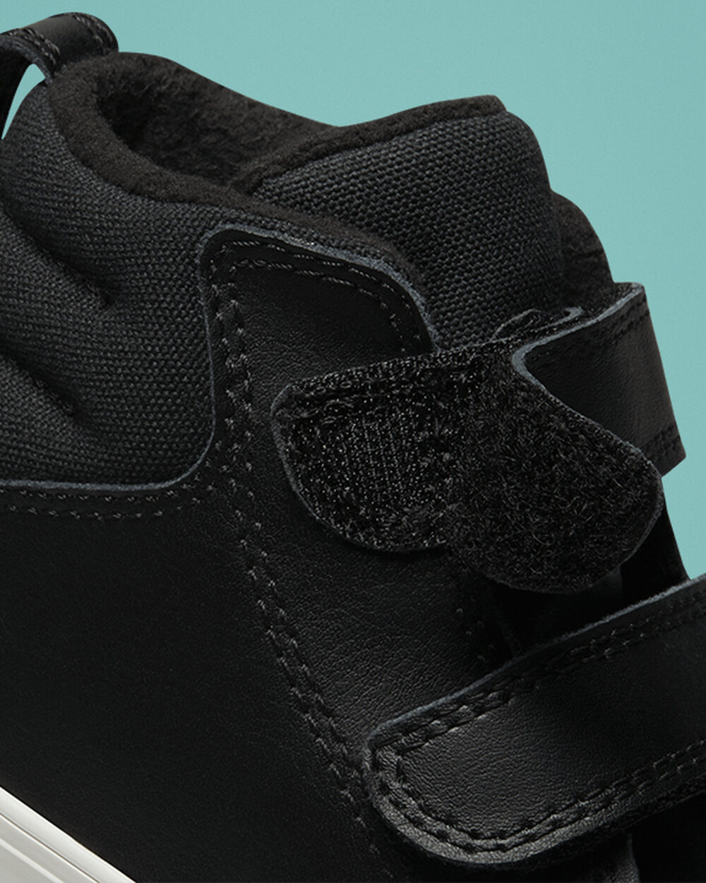 Chuck Taylor All Star Berkshire Boot Easy-On Leather