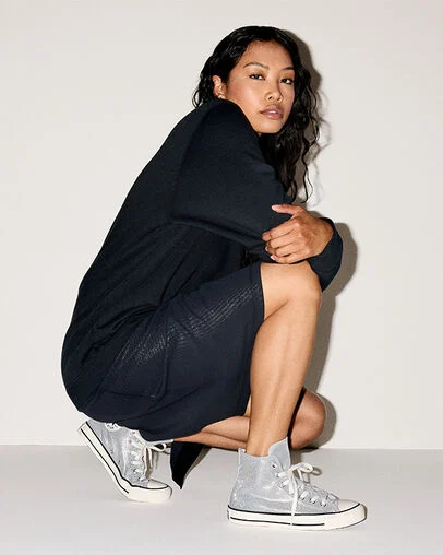 Chuck Taylor All Star Sparkle Barely Grey/Egret/Black, On Foot Shot 1