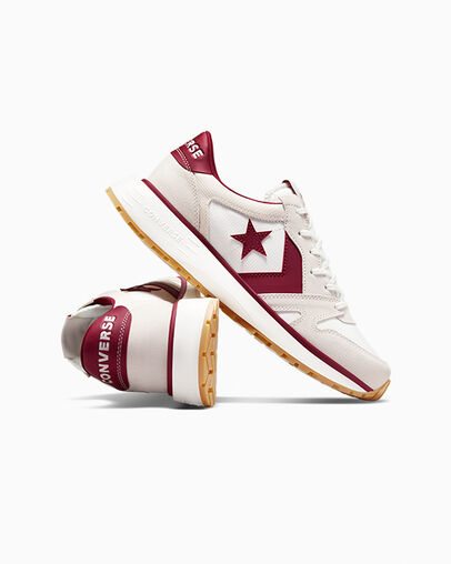 Omni Trainer Egret/Vintage White/Park Red, Detail Angle View