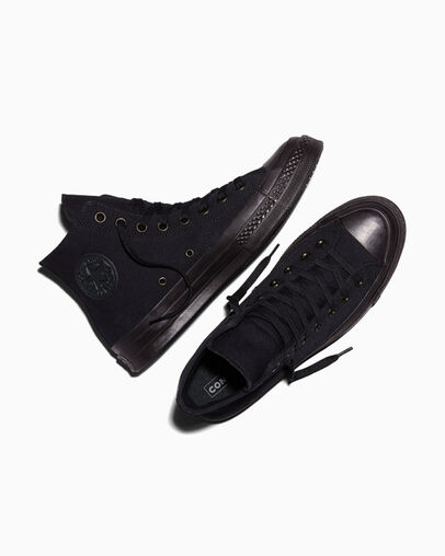 Chuck 70 Vintage Canvas Black/Almost Black/Black, Angled View