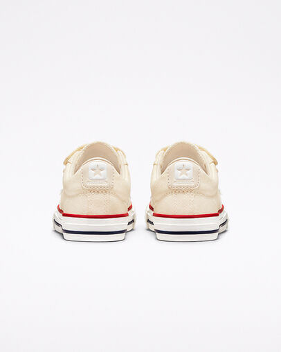 Star Player Easy-On Egret/Gym Red/Vintage White, Heel View