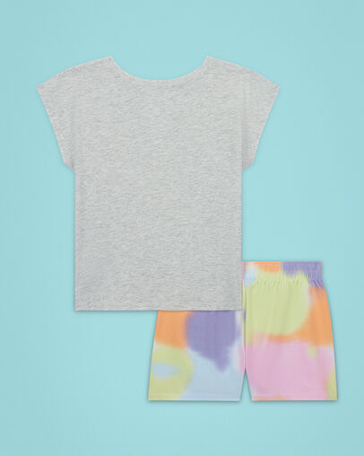 Conjunto de pantal&oacute;n corto y camiseta con parche Blur Chuck Taylor Pastel difuso, Back View