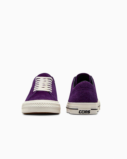 One Star Pro Morado noche/Garza/Negro, Heel View