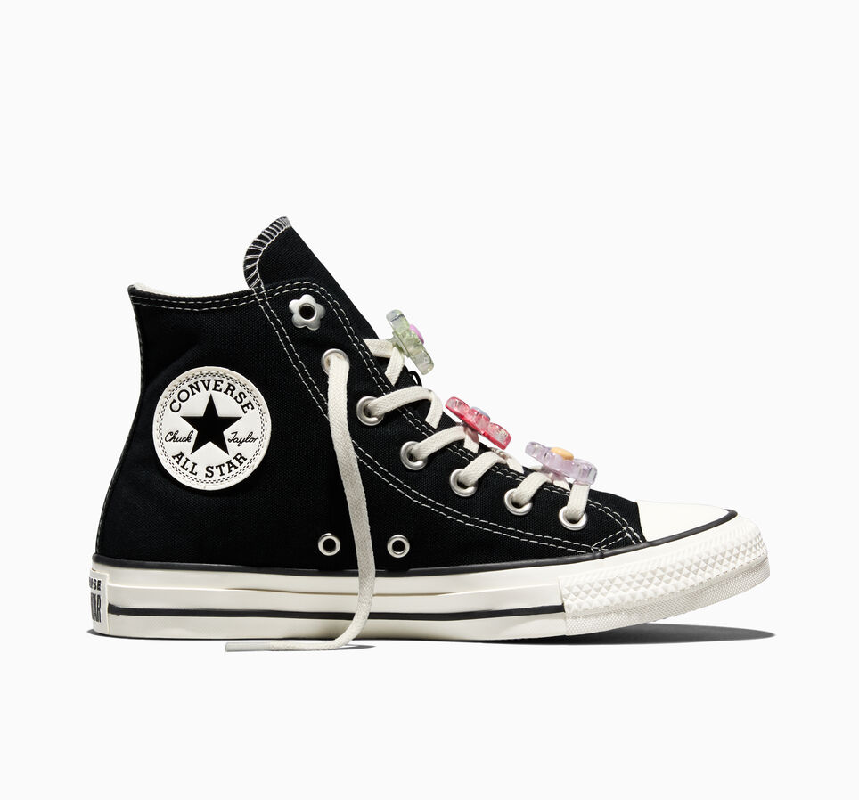 Chuck Taylor All Star Floral Charms Black/Egret/Cherry Balm