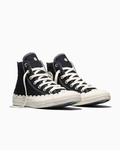 Chuck Taylor All Star Petal Pop Black/Egret/Egret, Top and Side View
