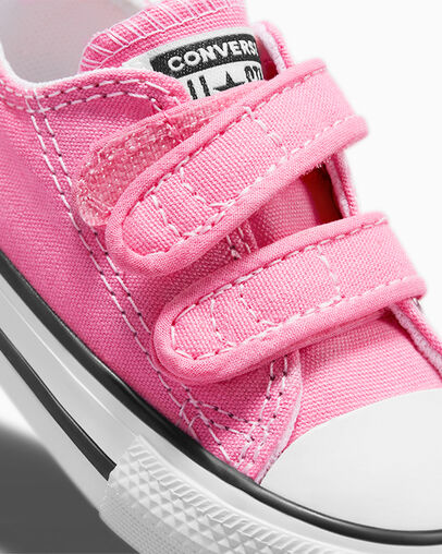 Chuck Taylor All Star 2V Tdlr/Yth Rosa, Detail Angle View