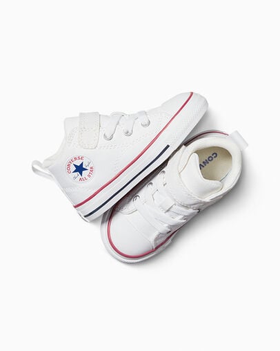Chuck Taylor All Star Malden Street Easy-On Canvas White/Red/Blue, Angled View