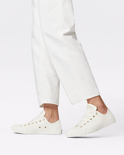 Chuck Taylor All Star Mono White Blanco vintage/Blanco vintage, On Foot Shot 1