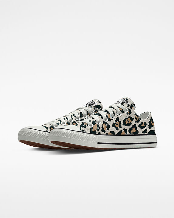 Gepersonaliseerde brede modellen. Converse.com