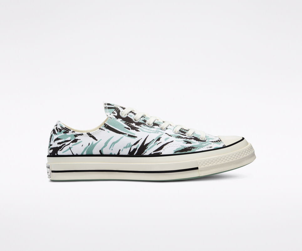 carhartt converse all star
