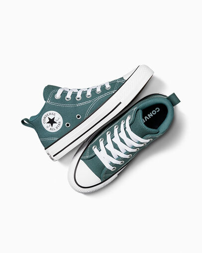 Chuck Taylor All Star Malden Street True Nature/White/Black, Angled View