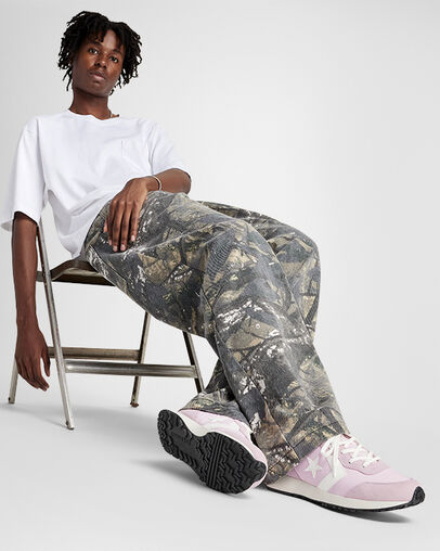 Converse Omega Trainer Summit Pink/Sugar Berry, On Foot Shot 2