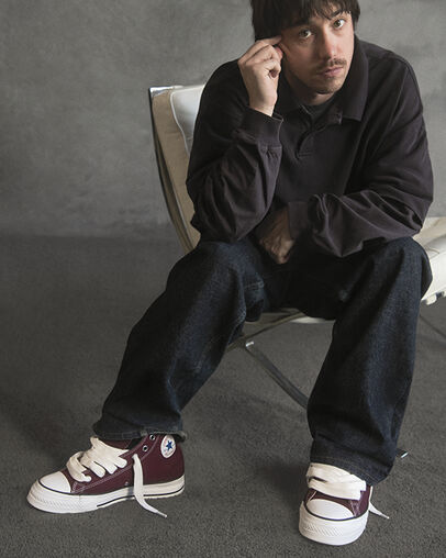 Chuck Taylor Throwback Deep Bordeaux/Vintage White, On Foot Shot 1
