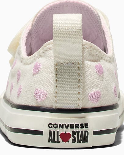Chuck Taylor All Star Easy-On Valentine&rsquo;s Day Vintage White/New Found Bloom Pink/Black, Detail Angle View