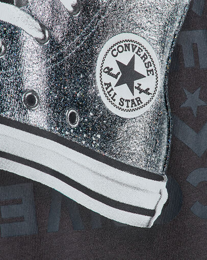 Glitter Sneaker T-Shirt Dark Matter, Full Body View