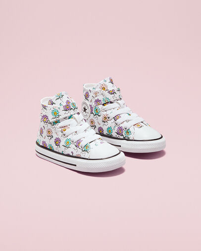 Chuck Taylor All Star Easy-On Friendly Floral White/Pixel Purple, Angled View