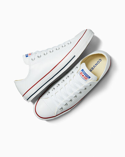 Chuck Taylor All Star Leather White, Angled View
