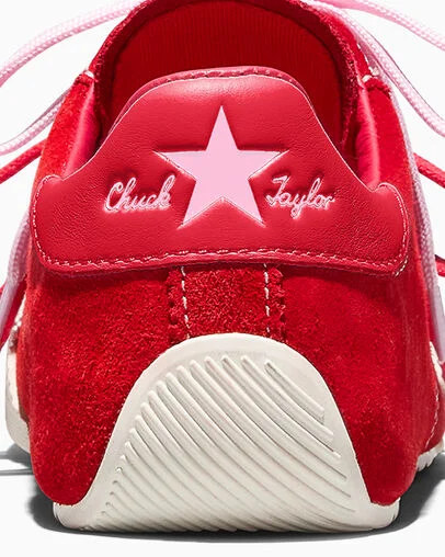 Chuck Taylor Lo Red/New Found Bloom Pink/Egret, Detail Angle View