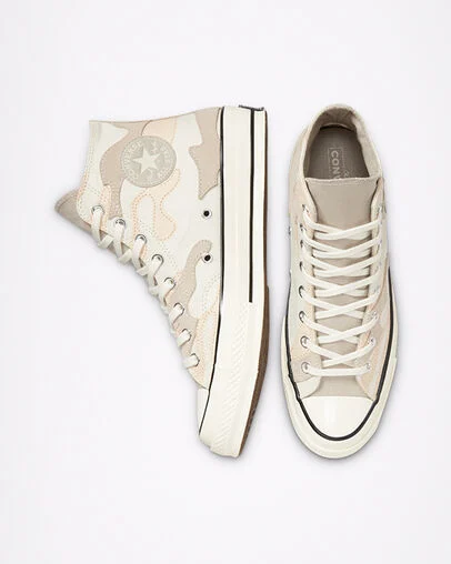 Chuck 70 Hybrid Camo Egret/Black/Egret, Top and Side View