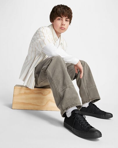 Chuck Taylor All Star Black Monochrome, On Foot Shot 2