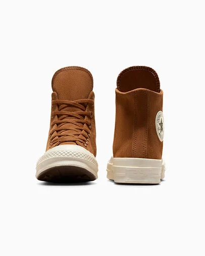 Chuck 70 Colorful Suede Tostado c&aacute;lido/Garza/Negro, Heel View